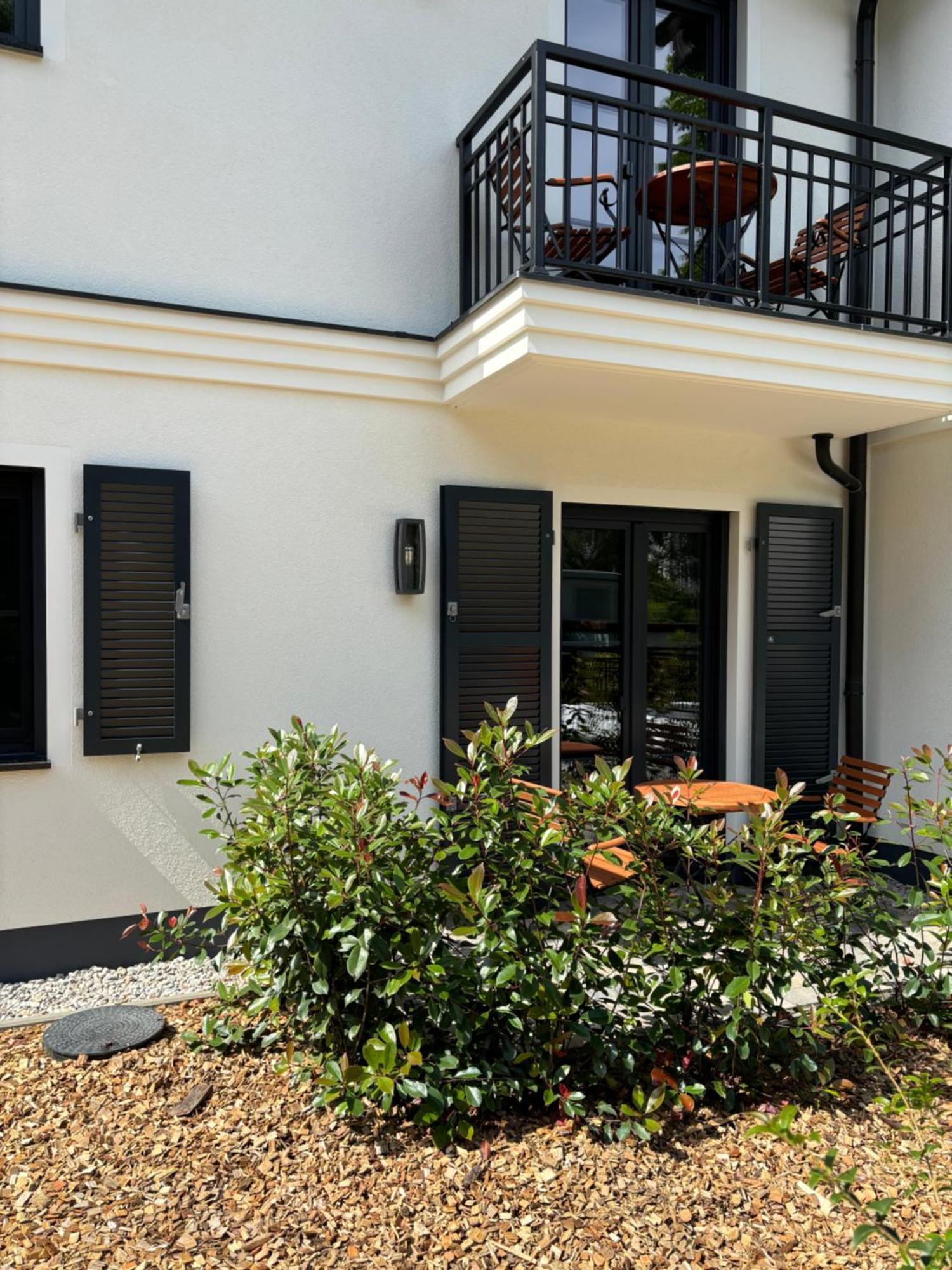 הרינגסדורף Ostseevilla Seebad Ahlbeck Ferienwohnungen מראה חיצוני תמונה